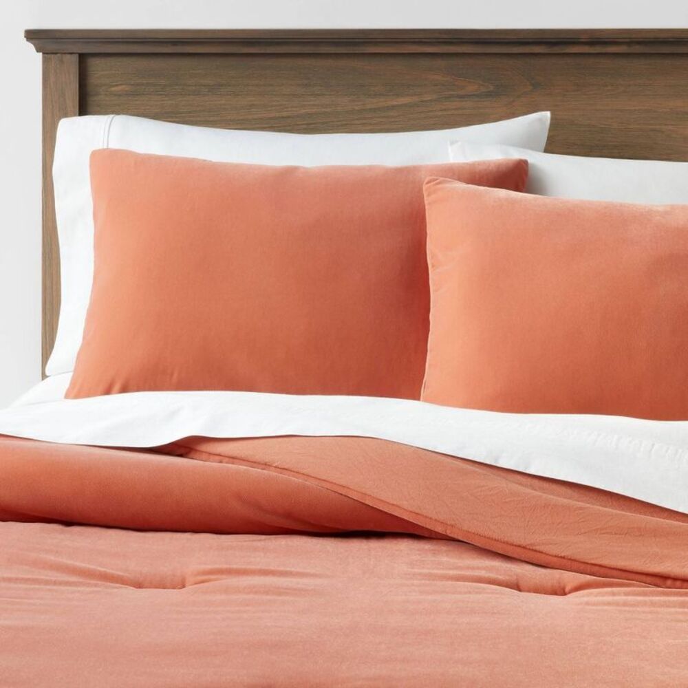 Open Box - Threshold - Full/Queen Lustrous Velvet Comforter &  Terracotta